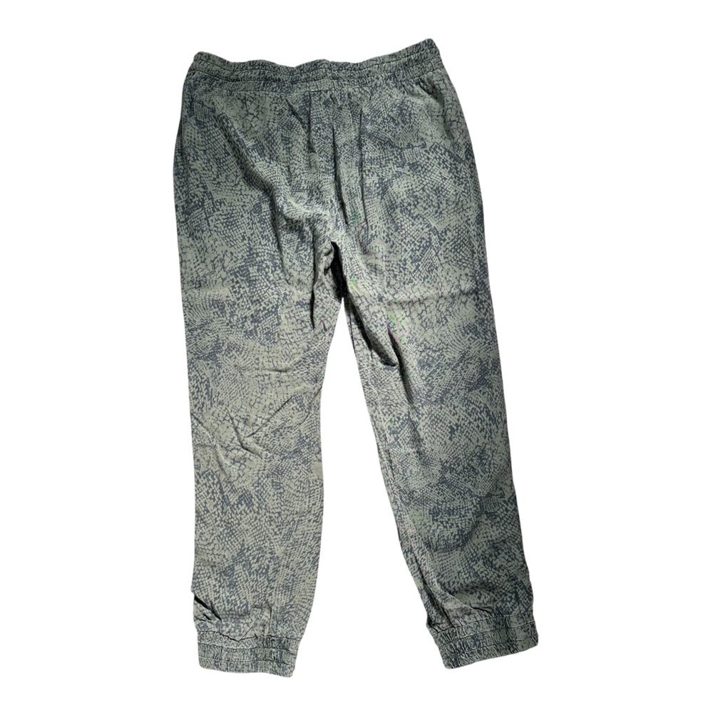 NWT Bella Dahl Print Pocketed Jogger Pants Cactus Green M Snake - Picture 6 of 9